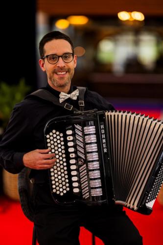 Alpiger Christian (3. Stimme / Klavier)