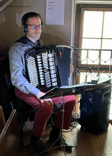 Solist im Treppenhaus